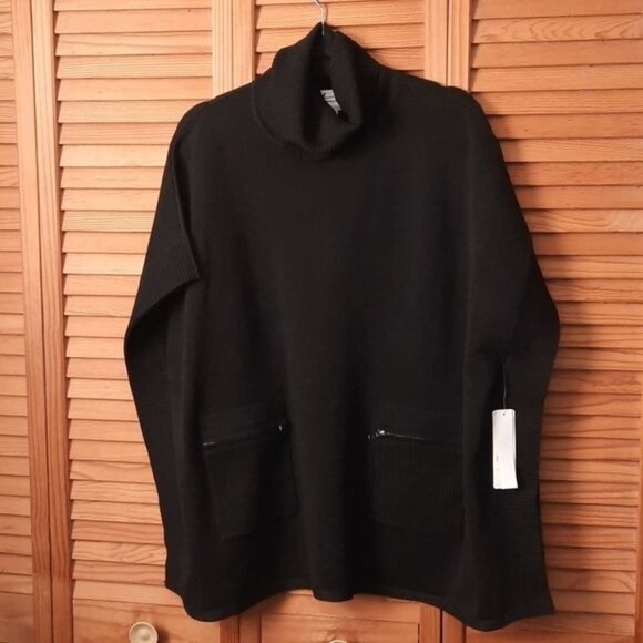 Andrea Jovine NWT Black Turtleneck Sleeveless Zipper Pockets Sweater Size S/M - Picture 1 of 9